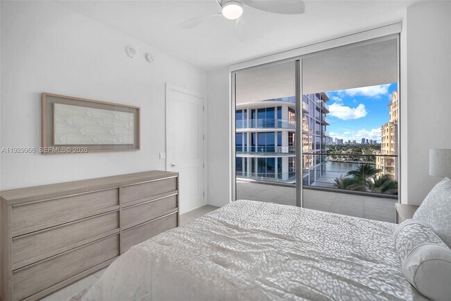 Building Photo - 151 N Seabreeze Blvd