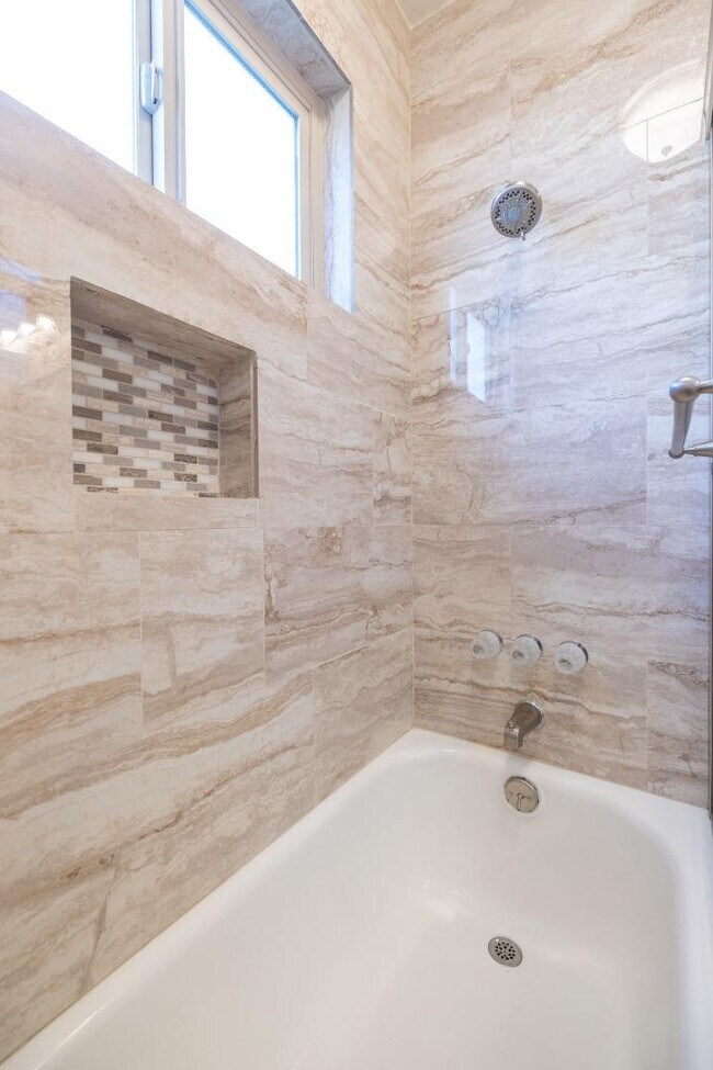 Building Photo - 3276 Andora Dr