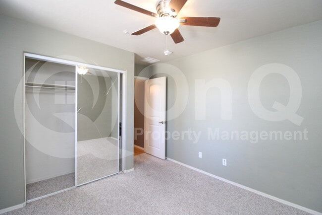 Building Photo - 4144 E Jasper Dr