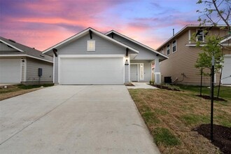 Building Photo - 148 Living Reef Dr