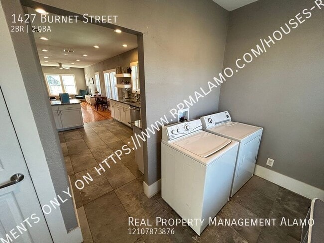Building Photo - 1427 Burnet St