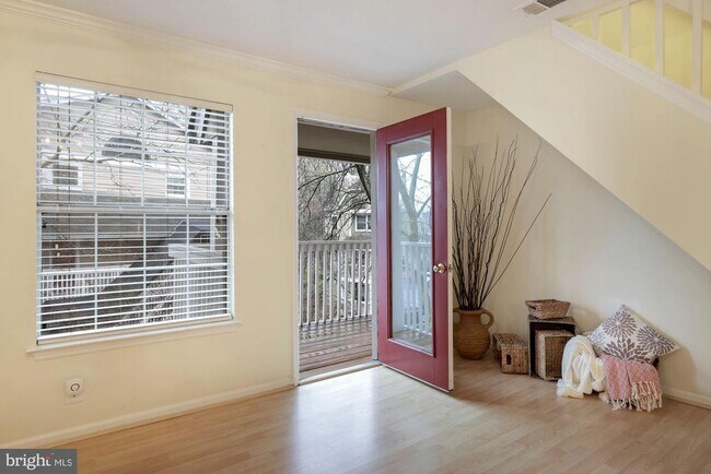 Building Photo - 10815 Hampton Mill Terrace