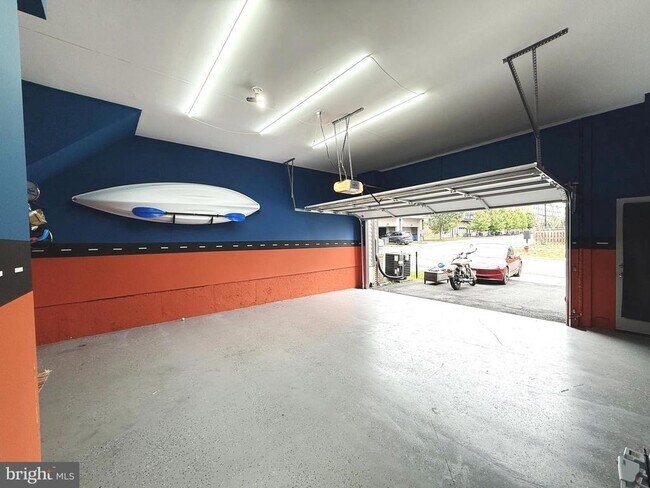 Building Photo - 23115 Cottonwillow Sq