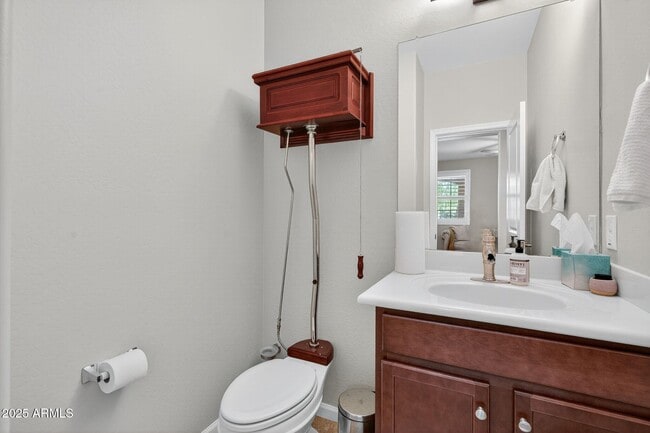 Building Photo - 8984 W Diana Ave