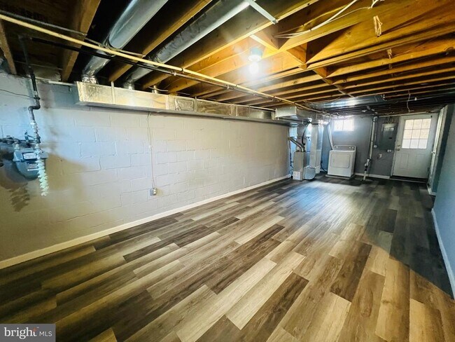 Building Photo - 7308 Berkshire Rd