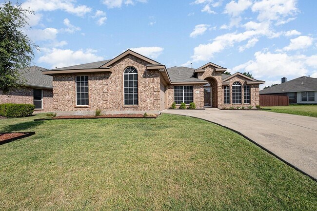 Building Photo - 1817 Eastfork Ln
