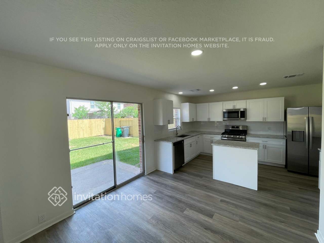 Building Photo - 17634 S Summit Canyon Dr