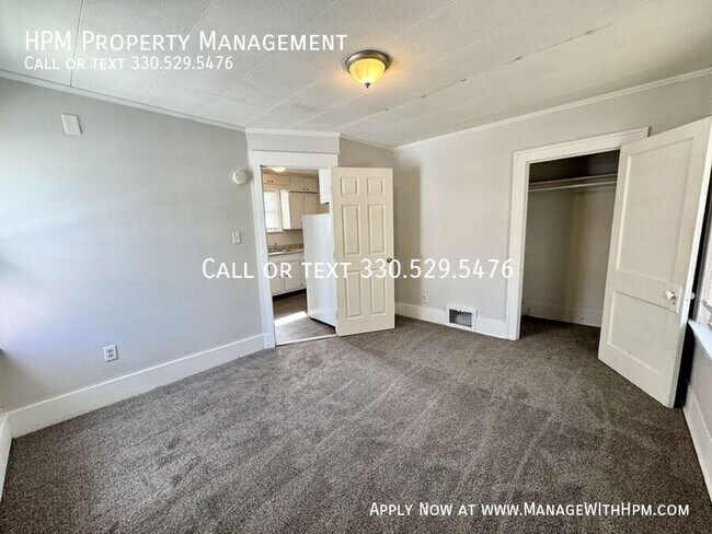 Building Photo - 237 Kryder Ave