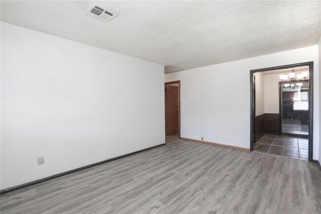 Building Photo - 24 SW 54th St