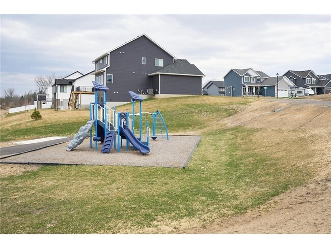 Building Photo - 429 Mario Dr