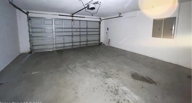 Building Photo - 15502 Galbi Dr