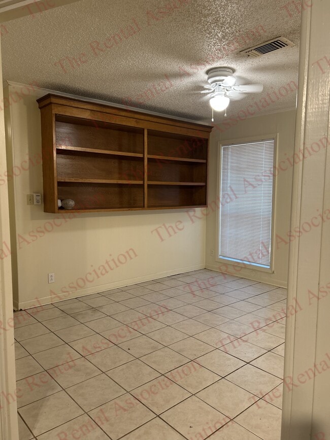 Building Photo - 6656 Sonny Boy Yeldell Rd