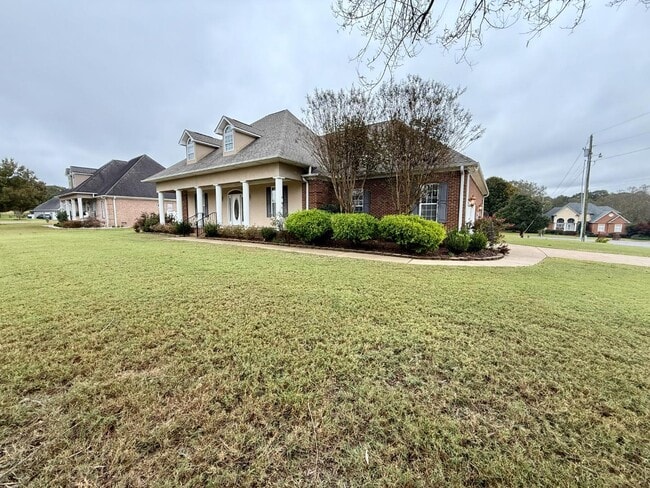 Primary Photo - 105 Bent Brook Dr