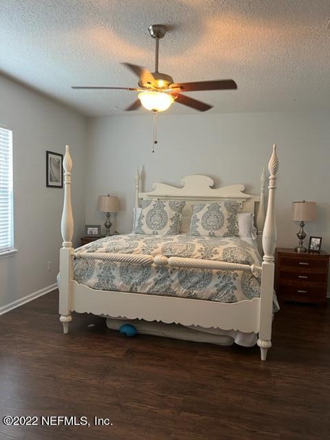 Building Photo - 14688 Falling Waters Dr