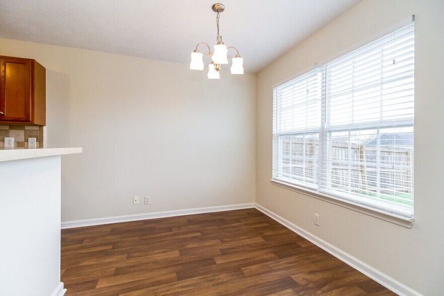 Building Photo - 1227 Matterhorn Run