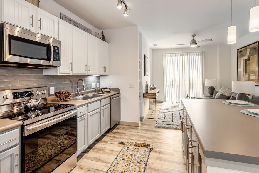 Gateway Pines 1200 N Gateway Blvd Forney TX 75126 Apartment Finder