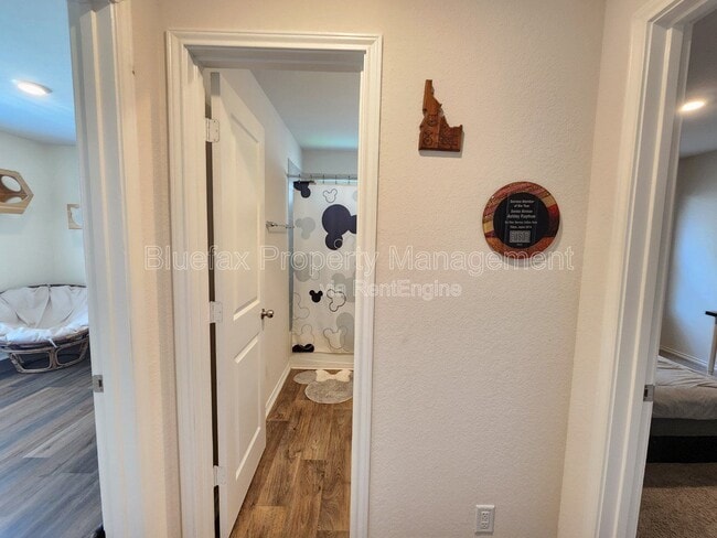 Building Photo - 6619 Dynamic Sound