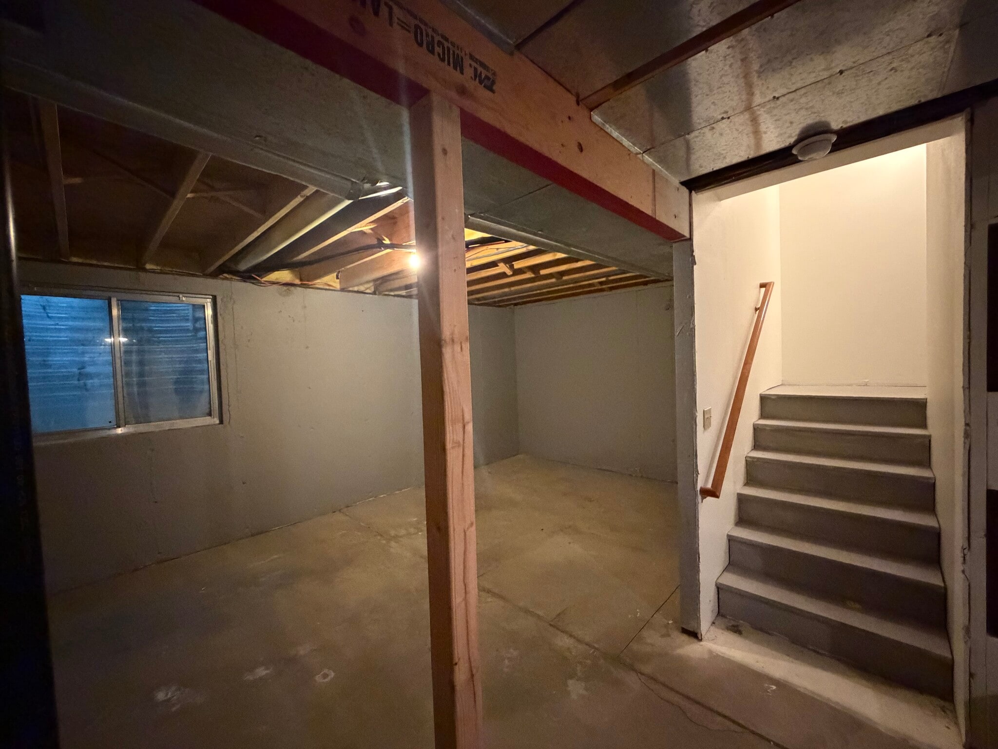 Building Photo - 2124 3rd St SW
