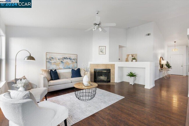 Building Photo - 4675 Christenson St