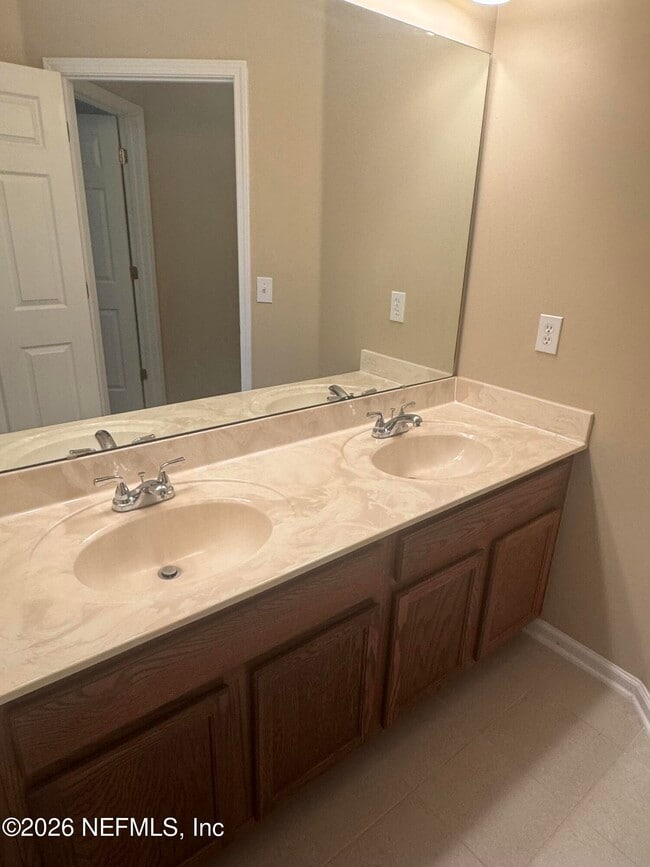Building Photo - 2439 Woodstork Ct
