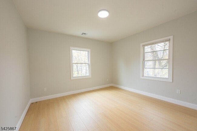 Building Photo - 59 Watchung Plaza