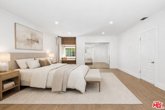 Building Photo - 2633 N Commonwealth Ave