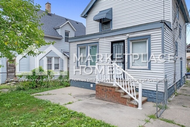 Building Photo - 7906 Dorver Ave