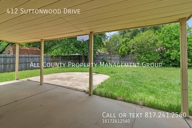 Building Photo - 412 Suttonwood Dr