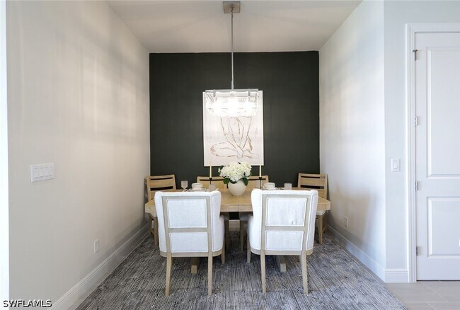 Building Photo - 9209 Cayman Dr