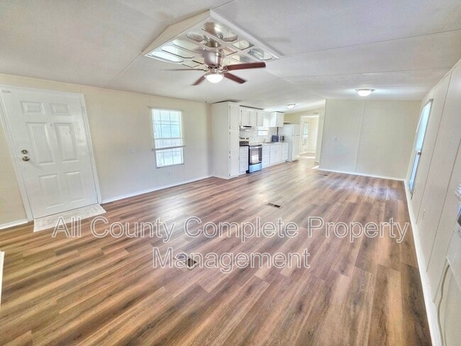 Building Photo - 7603 Plumwood Dr