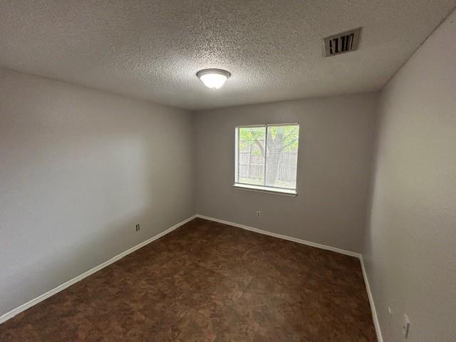 Building Photo - 1200 Wyndham Dr
