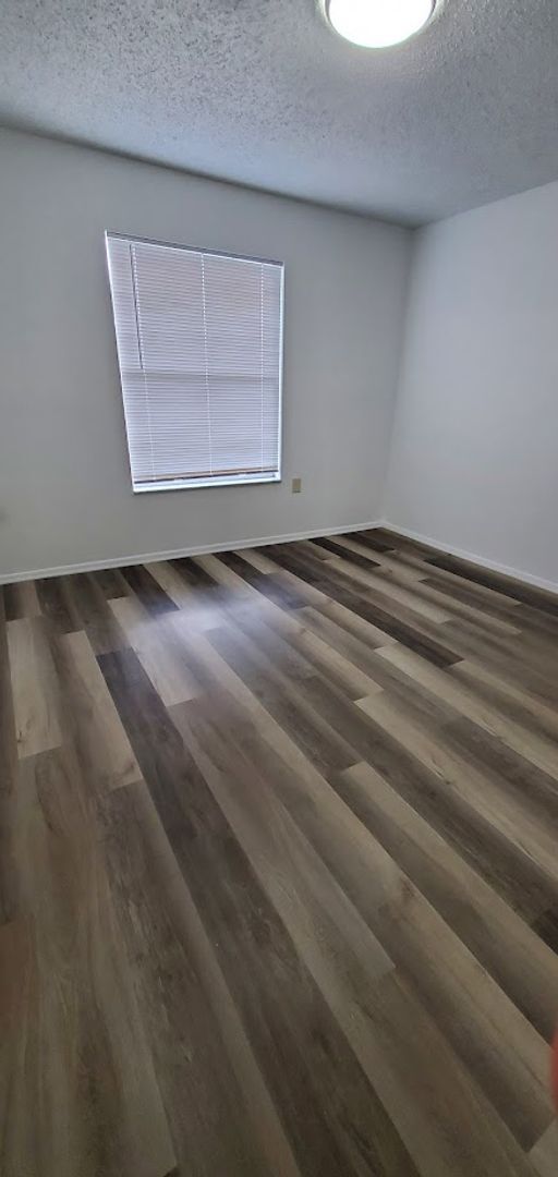 Building Photo - 5271 Images Cir