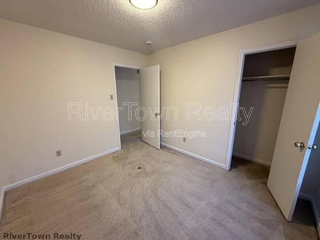 Building Photo - 3834 Windermere Rd