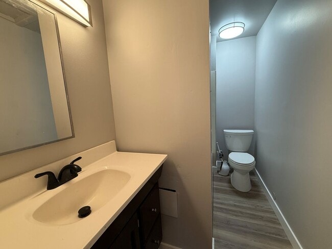 Building Photo - Now renting 1 bedroom House