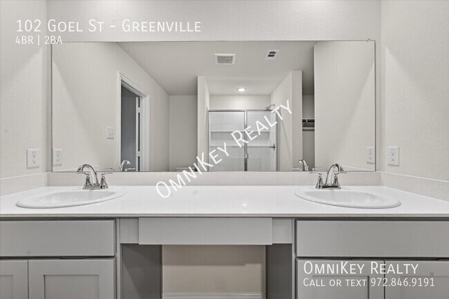 Building Photo - 102 Goel St