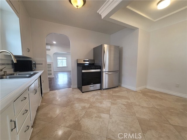 Building Photo - 628 Harding Dr