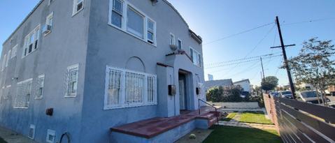 Building Photo - 3538 1/2 W 60th St-