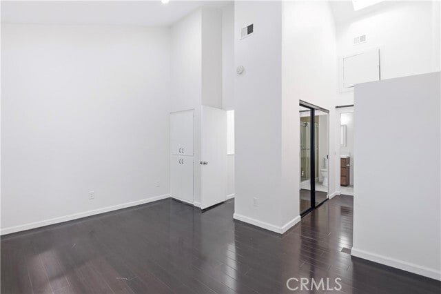 Building Photo - 252 Pineview