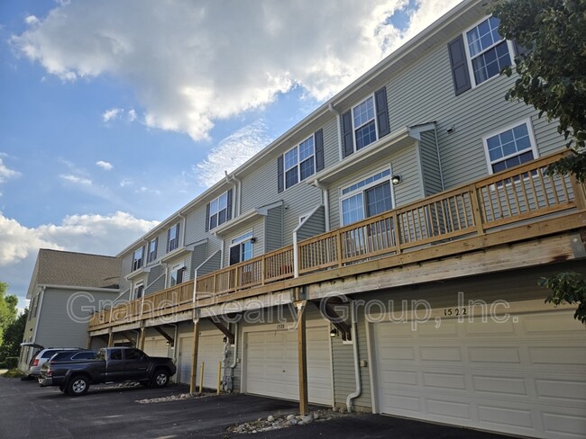 Building Photo - 1522 W Turtle Creek Ln