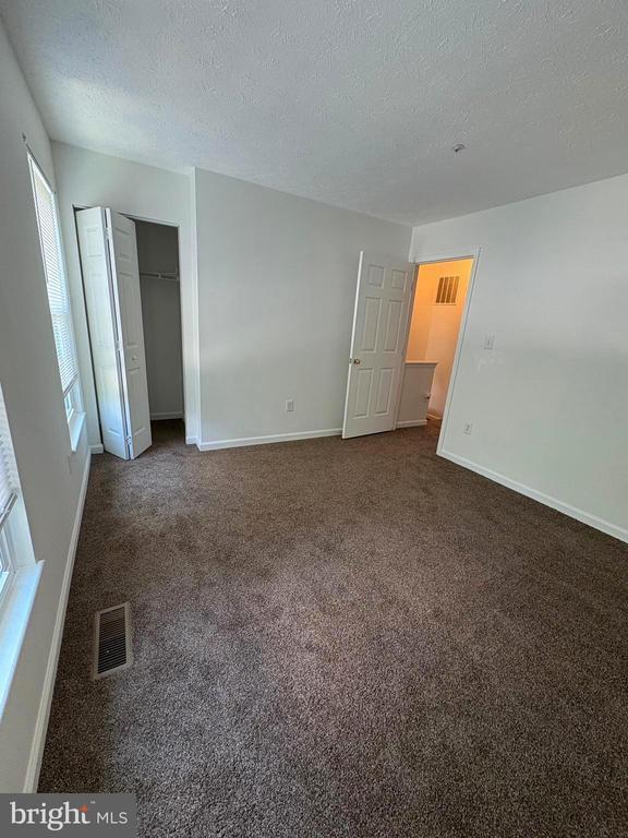 Building Photo - 8316 Widgeon Pl