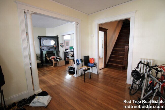 Building Photo - 98 Westbourne Terrace