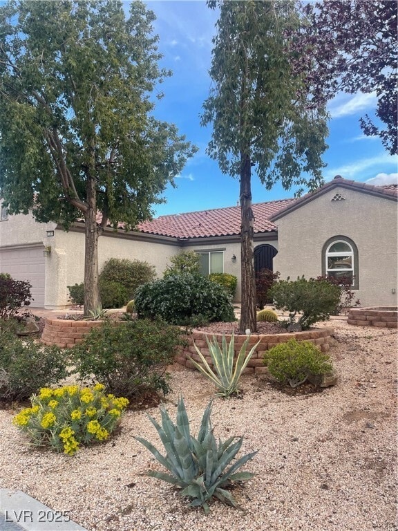 Building Photo - 2389 Anderson Park Dr