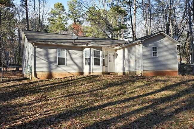 Building Photo - 116 Milbros Ln