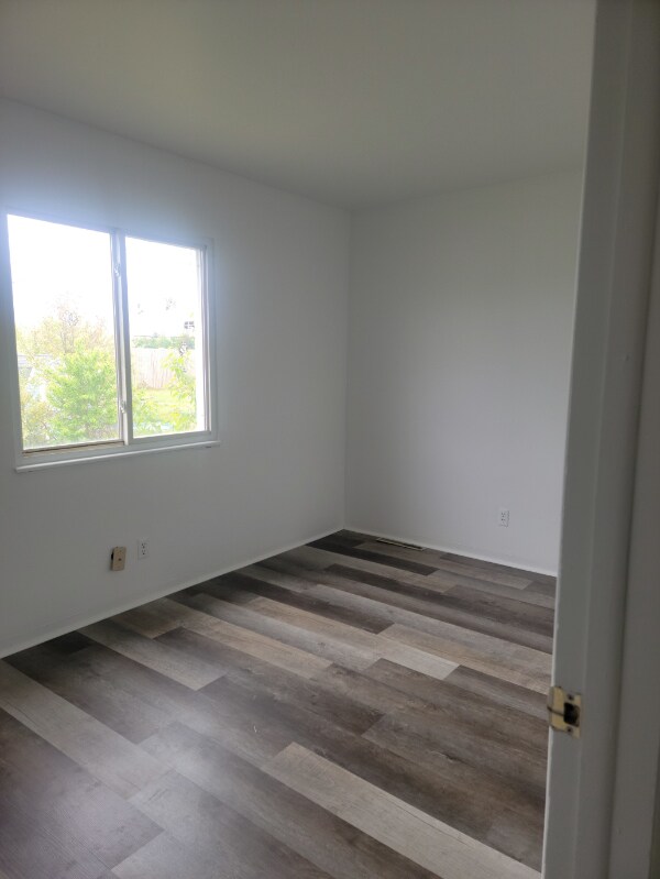 Building Photo - 922 Boon St