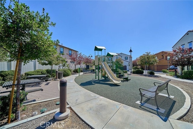 Building Photo - 35879 Landon Ln