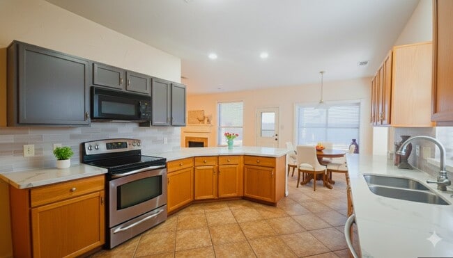 Building Photo - 14043 Fairwood Breeze