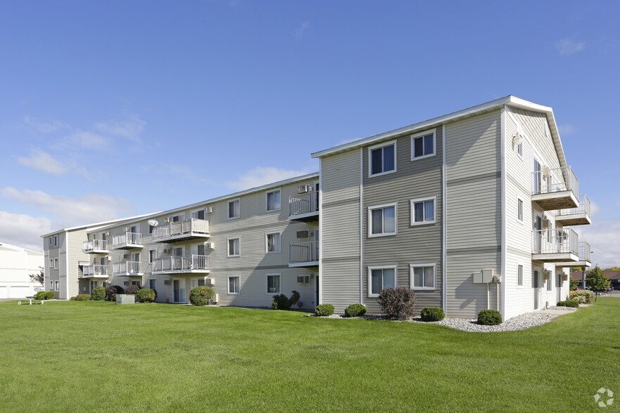 Primary Photo - Windwood Estates