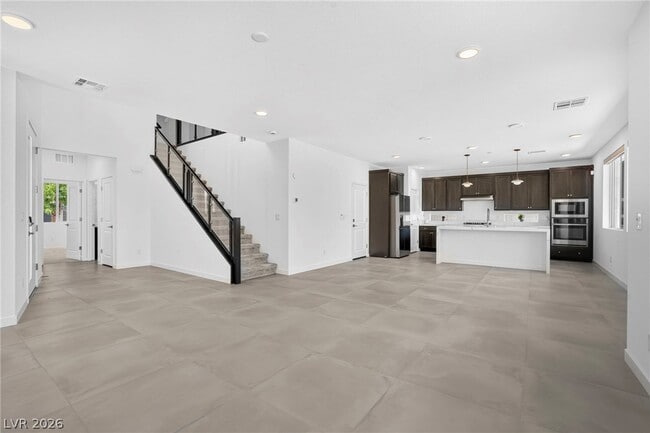 Building Photo - 6170 Redstone Hls Dr