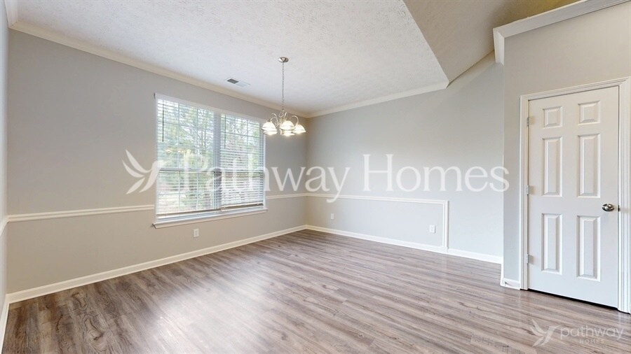 Building Photo - 8401 Somerton Cir