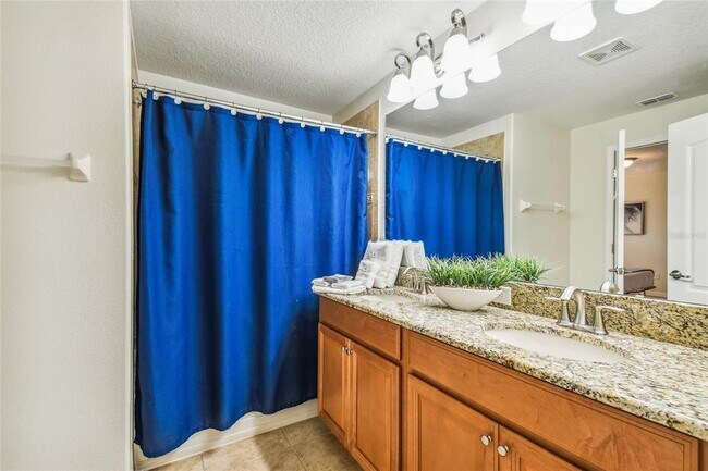 Building Photo - 8841 Candy Palm Rd